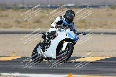 media/Mar-24-2025-Moto Forza (Mon) [[57ce5c5cff]]/3-Beginner Group/Session 2 (Turn 11)/